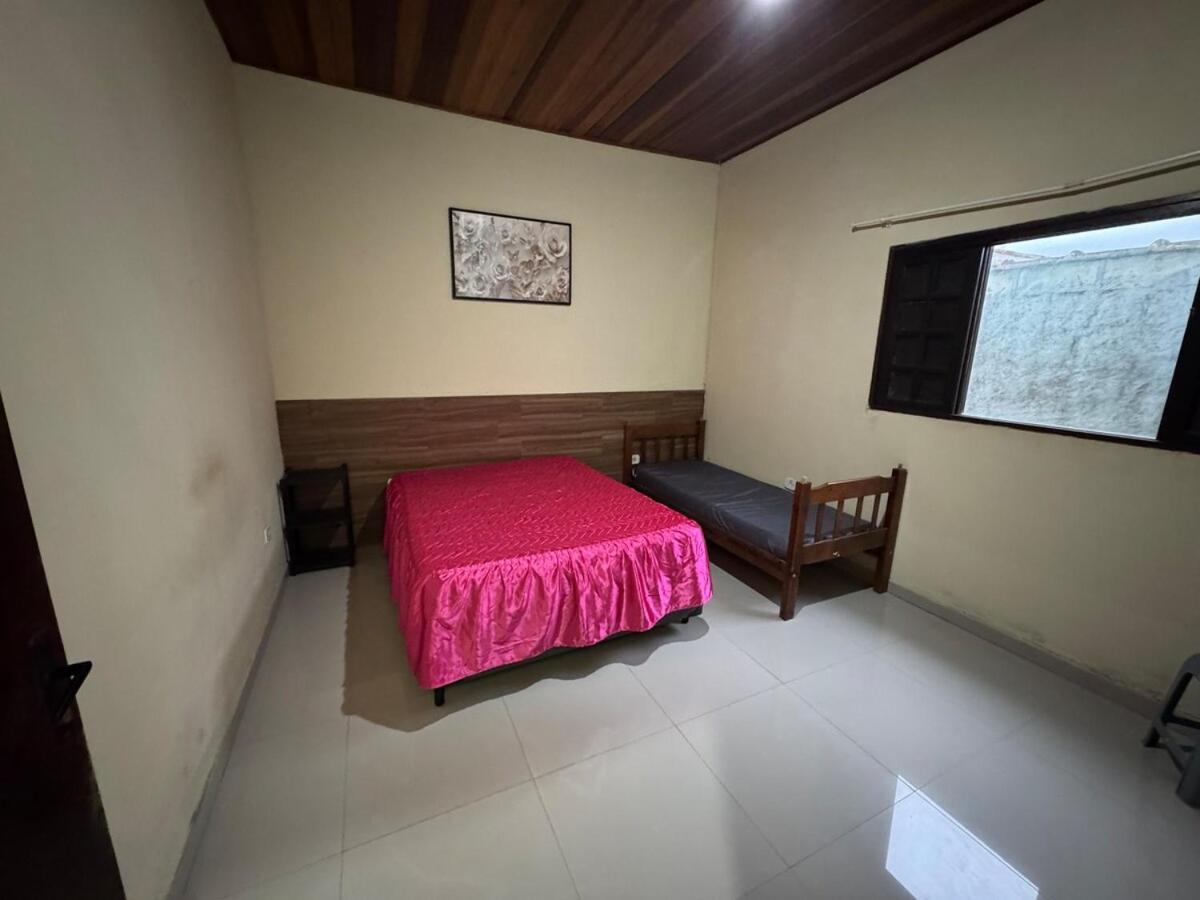 House In Large And Spacious Casa de férias *
